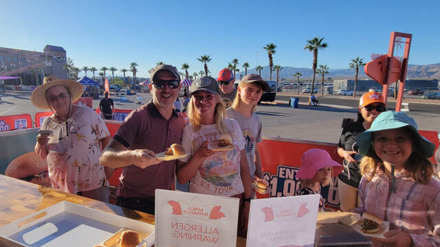 kings-hawaiian-food-sampling-las-vegas kings-hawaiian-food-sampling-las-vegas